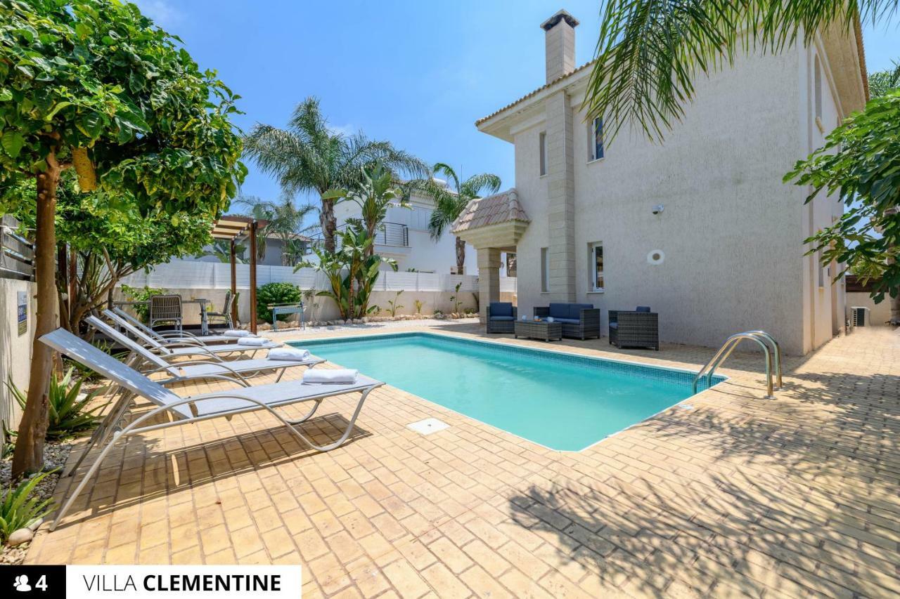 Blue Water Bay Villas Paralimni Exterior foto
